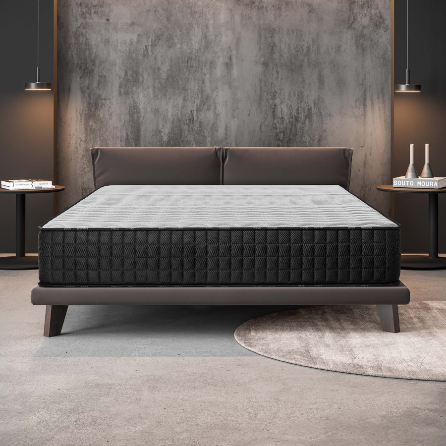 Descubre el lujo del descanso con el colchón Titanium de Naturalex, diseñado para suavidad y confort sin igual. Descubre el lujo del descanso con el colchón Titanium de Naturalex, diseñado para suavidad y confort sin igual.
